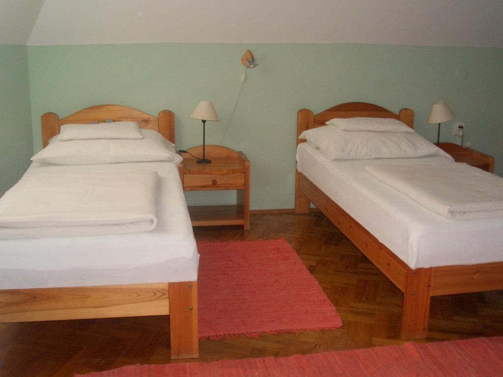 Apartments-Mini-Hotel Csongrád Pokój zdjęcie