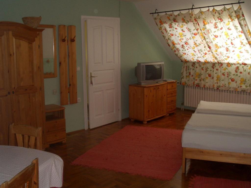 Apartments-Mini-Hotel Csongrád Pokój zdjęcie
